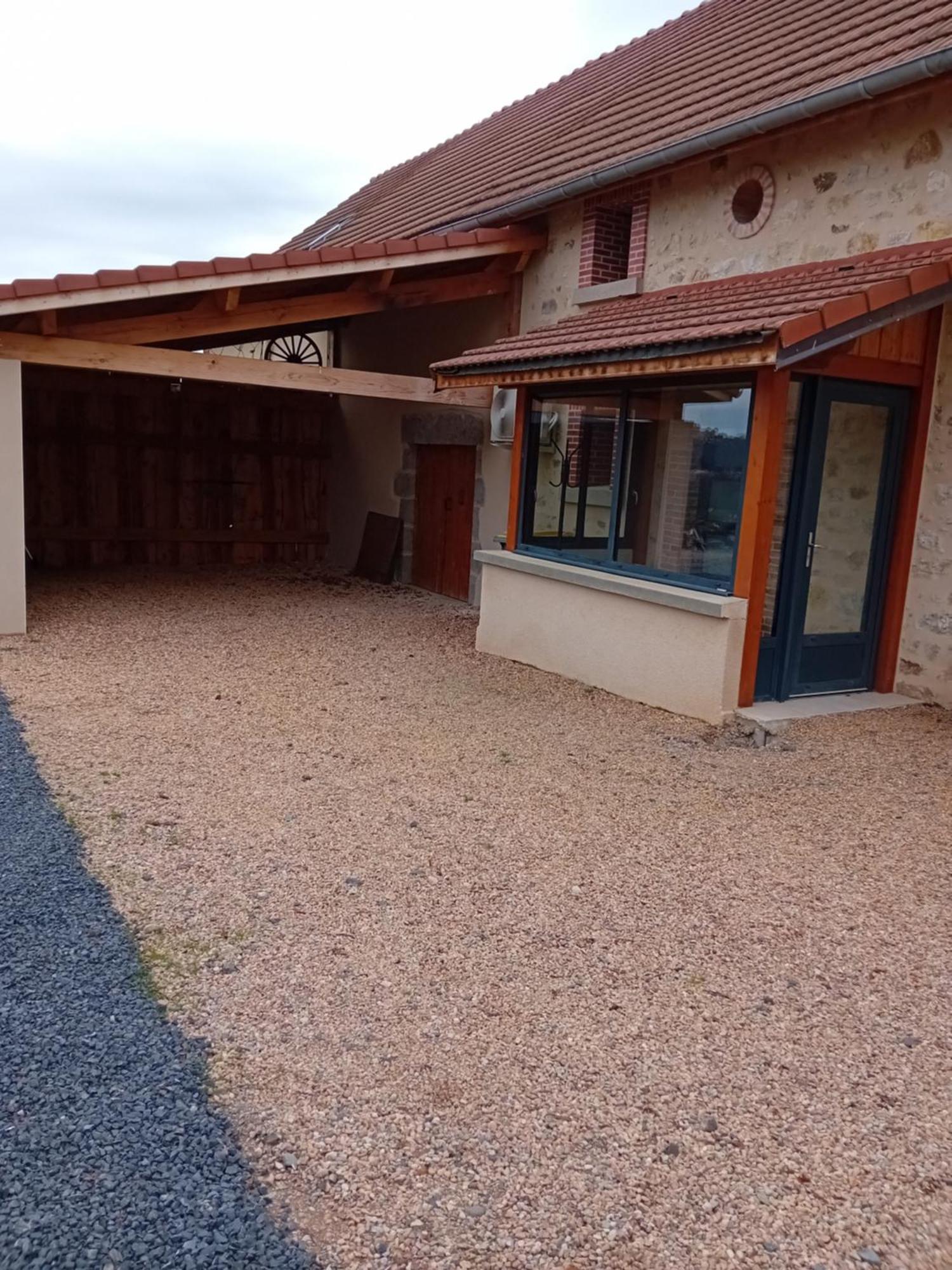 Maison De Campagne * Glaine-Montaigut